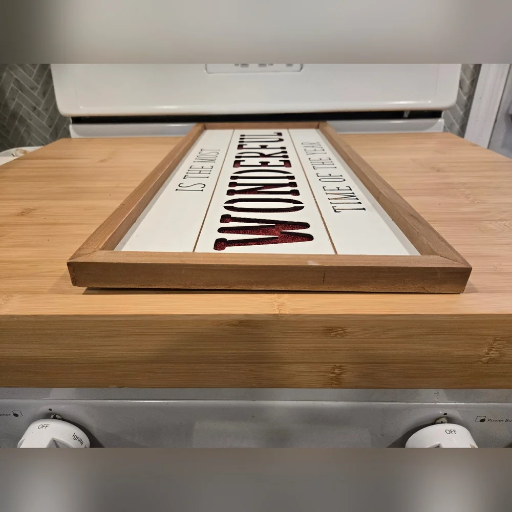 n/a festive wooden